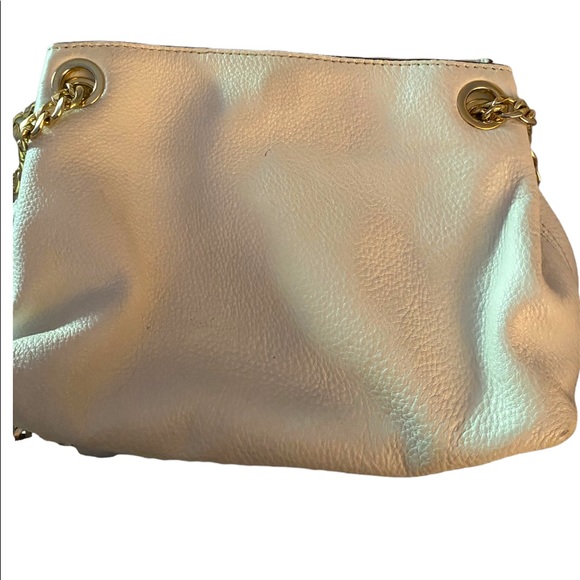 Michael Kors White Jet Set Chain Shoulder Bag - Picture 5 of 13